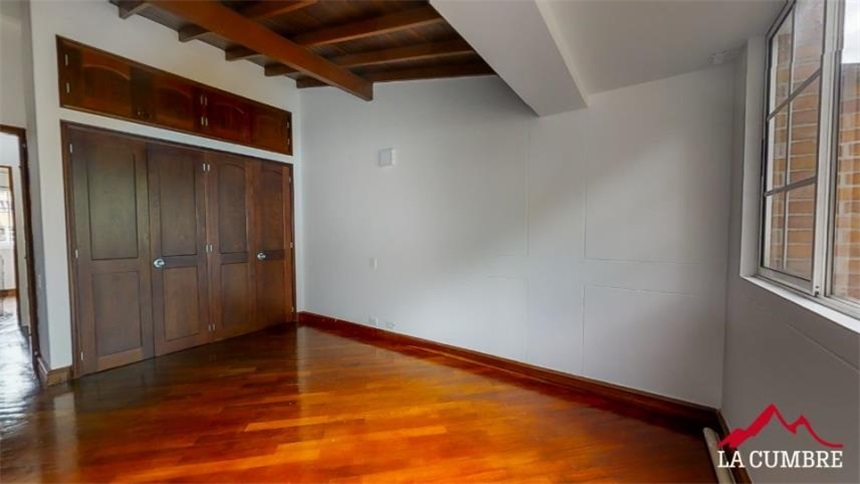 Casa de 5 alcobas en venta en Loma De Las Brujas, Envigado, 227 m² · foto 23 de 23