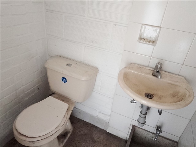 Local en arriendo en Guayabal, Medellín, 30 m² · foto 5 de 5
