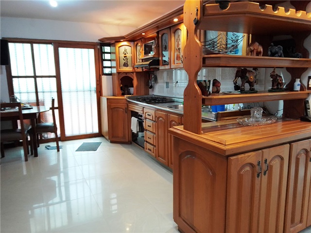 Casa de 5 alcobas en venta en Alejandria, Medellín, 500 m² · foto 6 de 20