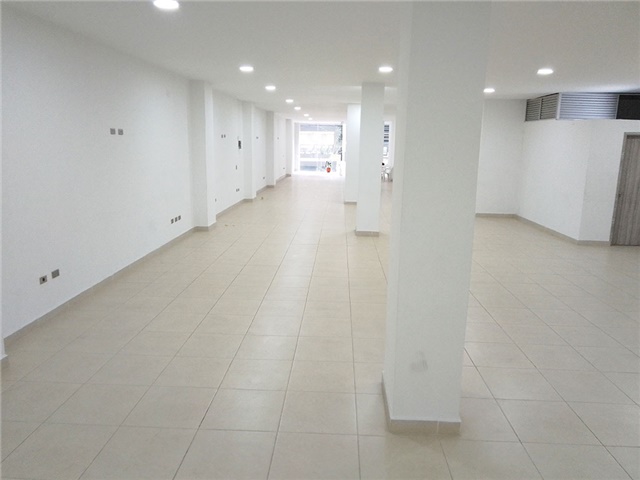 Local en venta en Zona Centro, Envigado, 250 m² · foto 2 de 8
