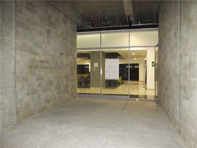 Local en arriendo en Patio Bonito, Medellín, 34 m² · foto 2 de 6