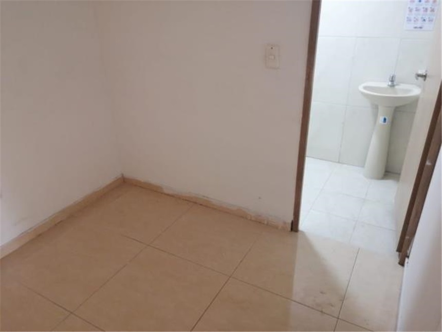 Local en Arriendo - Vista 2