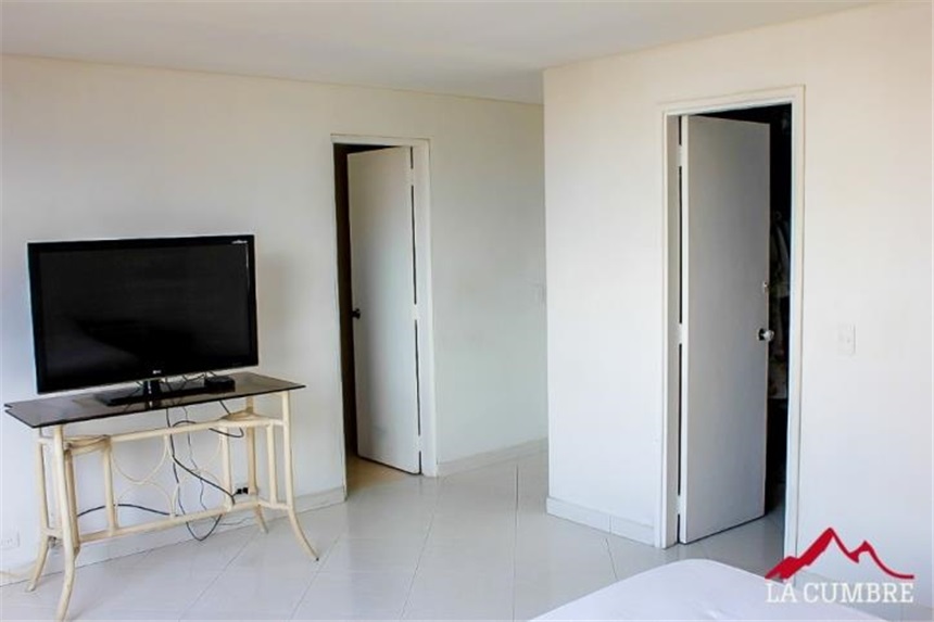 Apartamento en venta en El Poblado, Medellín · foto 21 de 24