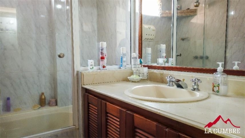 Casa de 4 alcobas en venta en Loma De Las Brujas, Envigado, 256 m² · foto 24 de 24
