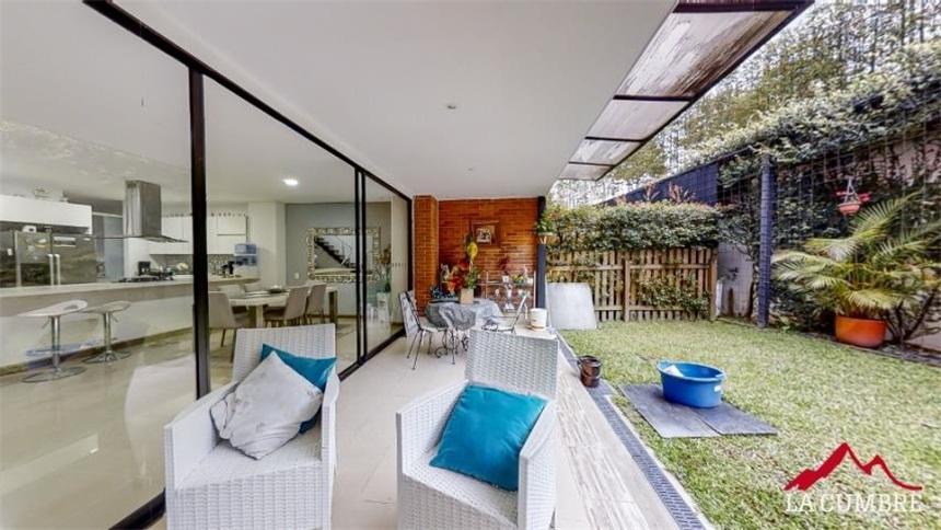 Casa de 3 alcobas en venta en Alto De San Jorge, Envigado, 197 m² · foto 8 de 21