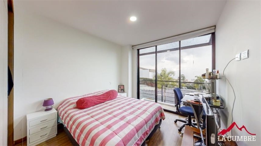 Casa de 3 alcobas en venta en Alto De San Jorge, Envigado, 197 m² · foto 18 de 21
