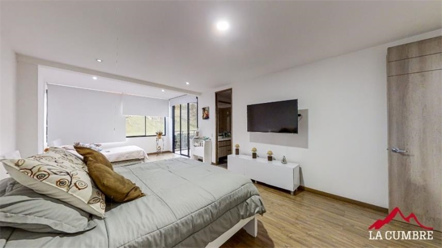 Casa de 3 alcobas en venta en Alto De San Jorge, Envigado, 197 m² · foto 11 de 21