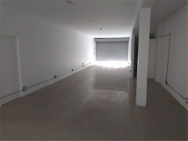Local en Arriendo - Vista 2