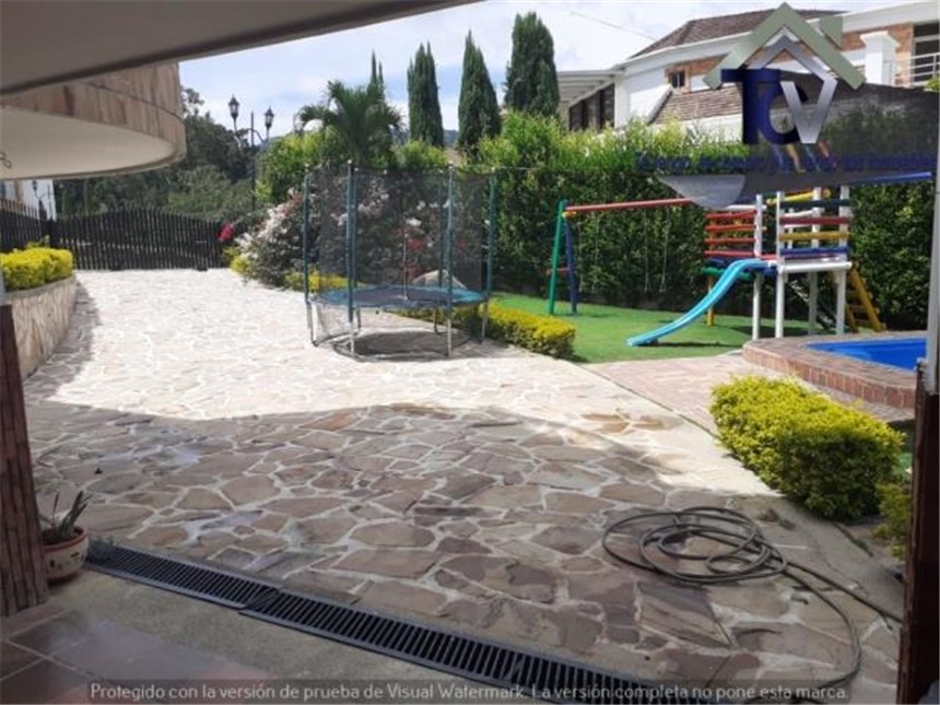Casa de 6 alcobas en venta en Menzuly, Piedecuesta, 730 m² · foto 13 de 14