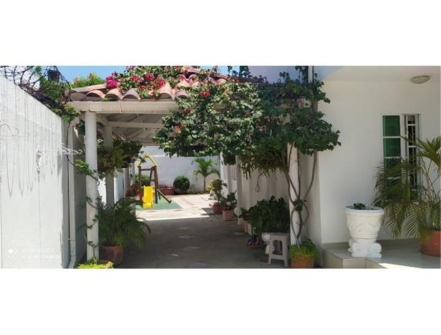 Casa de 6 alcobas en venta en Salgar, Puerto Colombia, 420 m² · foto 5 de 14