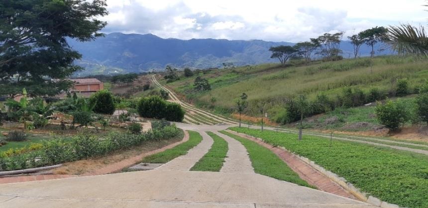 Lote en venta en Ruitoque Bajo, Girón, 1100 m² · foto 9 de 24