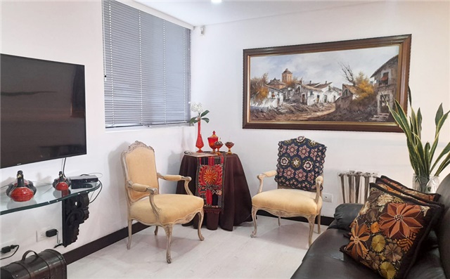 Casa de 4 alcobas en venta en Loma Del Escobero, Envigado, 450 m² · foto 5 de 19