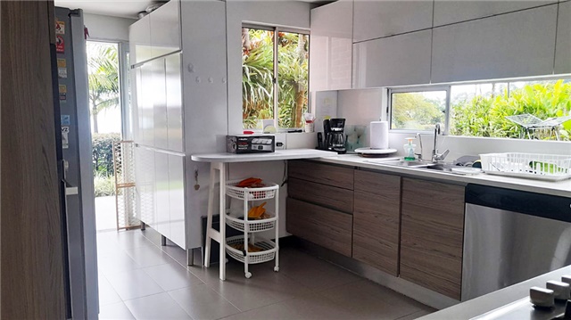 Casa de 4 alcobas en venta en Loma Del Escobero, Envigado, 450 m² · foto 10 de 19