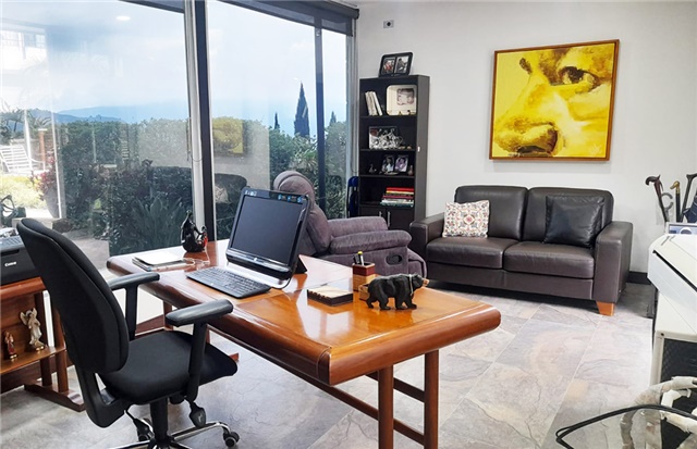 Casa de 4 alcobas en venta en Loma Del Escobero, Envigado, 450 m² · foto 11 de 19
