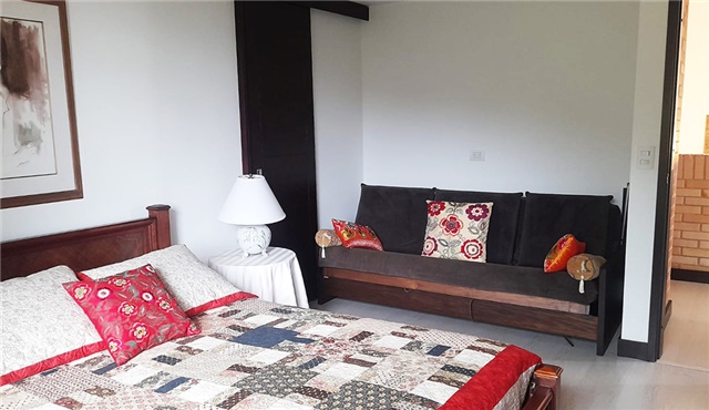 Casa de 4 alcobas en venta en Loma Del Escobero, Envigado, 450 m² · foto 13 de 19