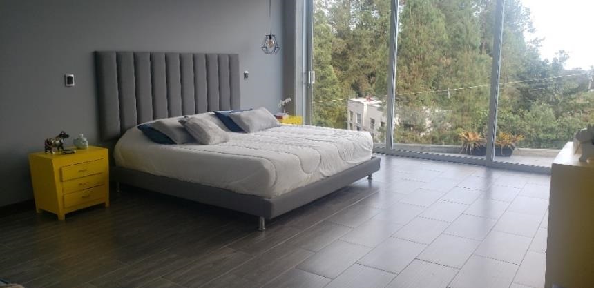 Casa de 5 alcobas en venta en Escobero, Envigado, 584 m² · foto 14 de 24