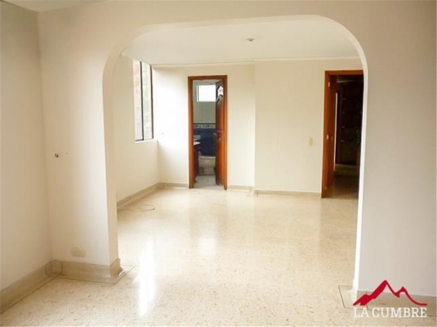 Apartment for sale in El Poblado, Medellín 4