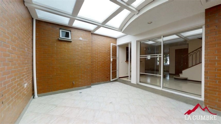Casa en venta en La Abadia, Envigado · foto 3 de 19