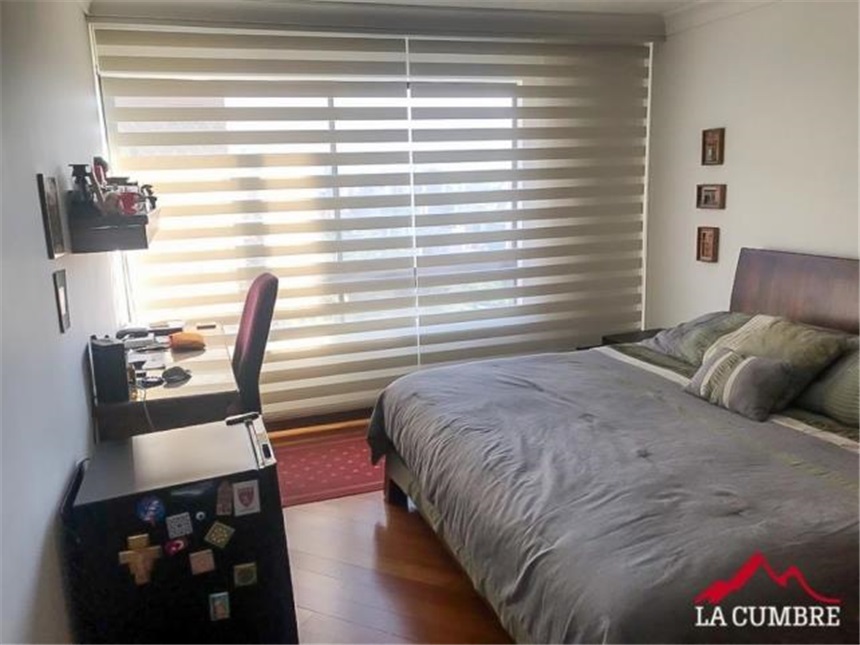 Apartamento de 3 alcobas en venta en Vía Las Palmas, Medellín, 227 m² · foto 13 de 20