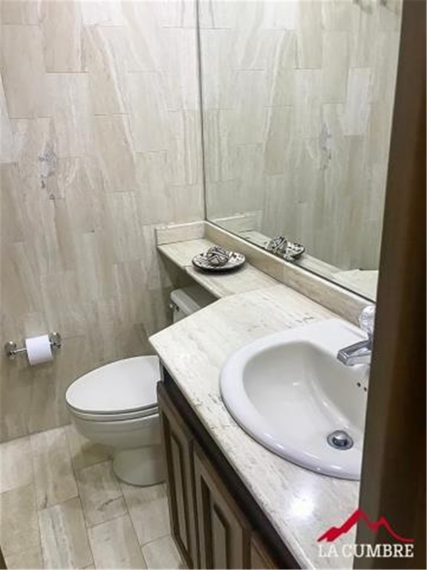 Apartamento de 3 alcobas en venta en Vía Las Palmas, Medellín, 227 m² · foto 9 de 20