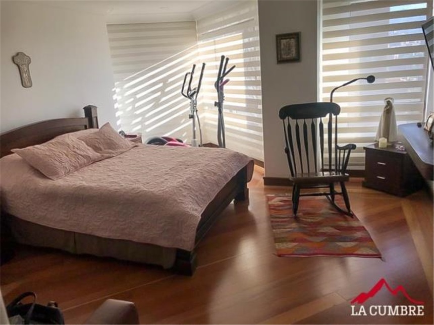 Apartamento de 3 alcobas en venta en Vía Las Palmas, Medellín, 227 m² · foto 14 de 20