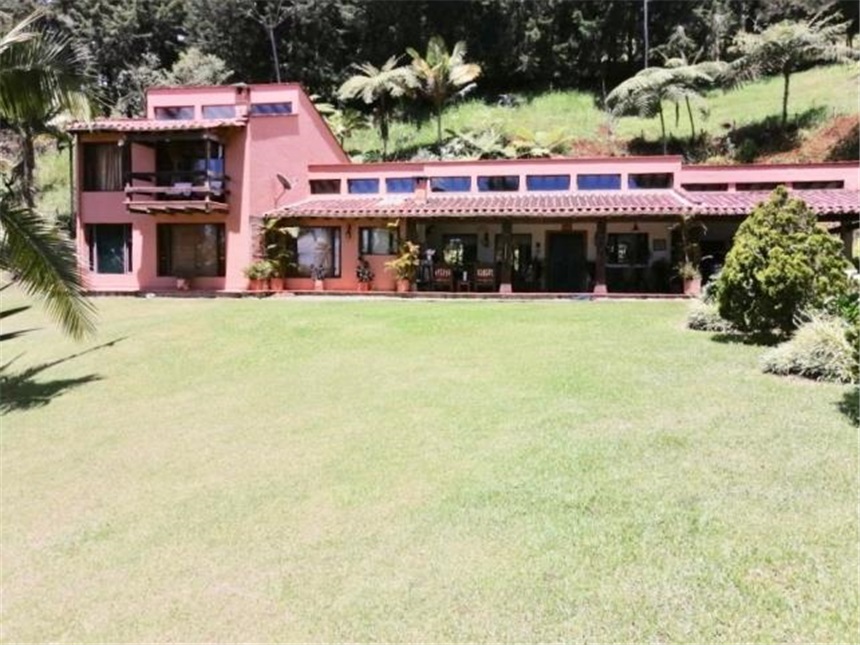 Finca en venta en Cabeceras De Llanogrande, Rionegro, 8500 m² · foto 2 de 24
