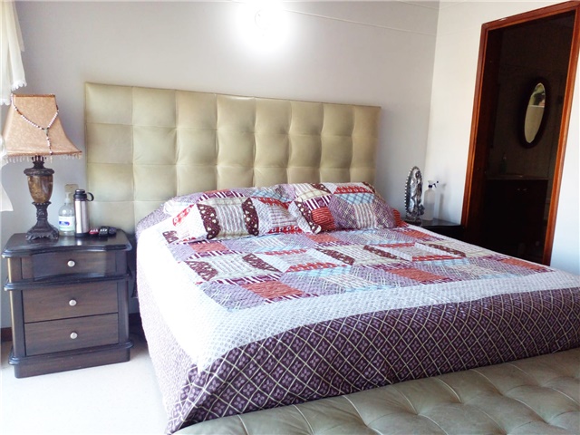 Casa de 3 alcobas en venta en Loma De Las Brujas, Envigado, 138 m² · foto 10 de 18
