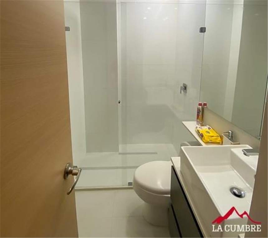 Apartamento de 3 alcobas en venta en El Poblado, Medellín, 172 m² · foto 15 de 16