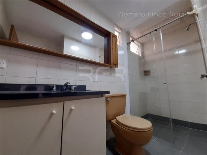 Apartaestudio en venta en Chapinero Alto, Bogotá, 50 m² · foto 3 de 24