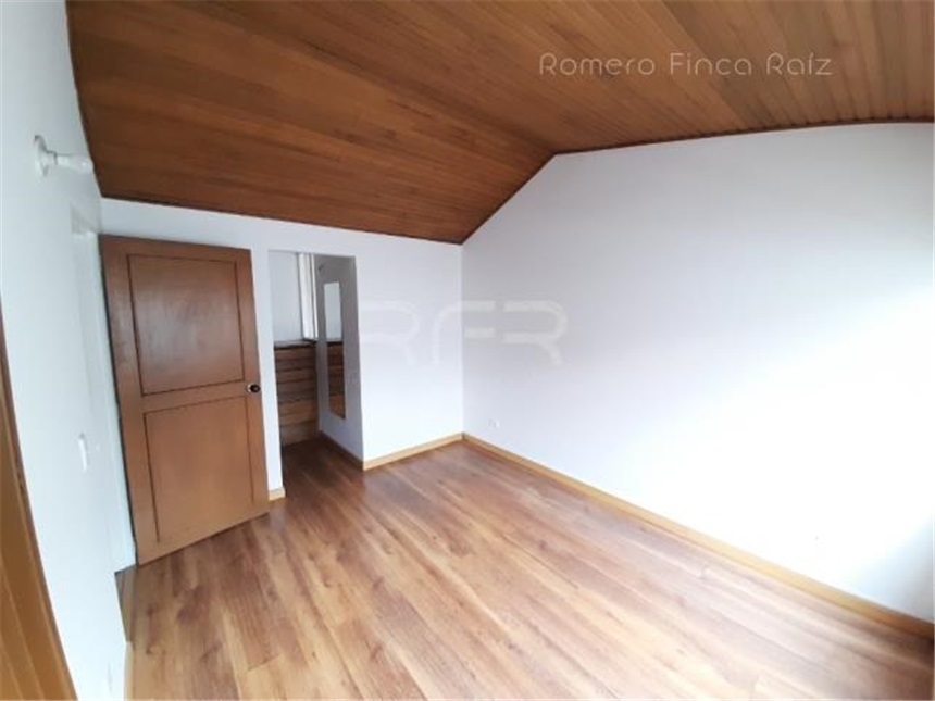 Apartaestudio en venta en Chapinero Alto, Bogotá, 50 m² · foto 11 de 24