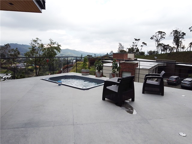 Casa de 3 alcobas en venta en Las Palmas, Medellín, 500 m² · foto 16 de 20