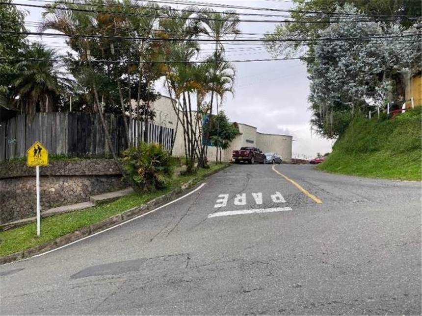Edificio en venta en Loma El Atravesado, Envigado, 4556 m² · foto 17 de 22
