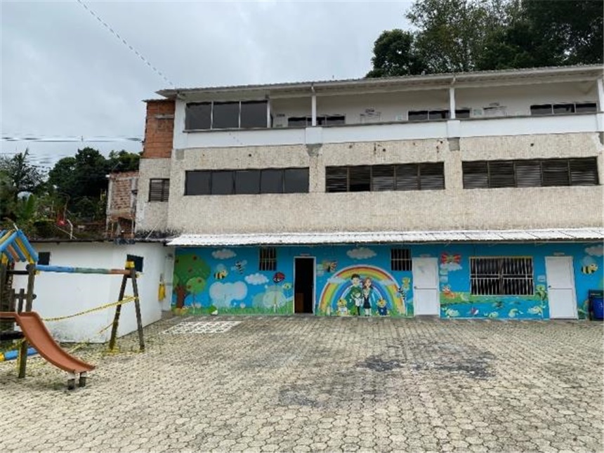 Edificio en venta en Loma El Atravesado, Envigado, 4556 m² · foto 13 de 22
