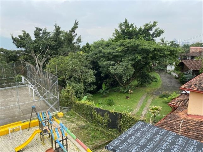 Edificio en venta en Loma El Atravesado, Envigado, 4556 m² · foto 10 de 22