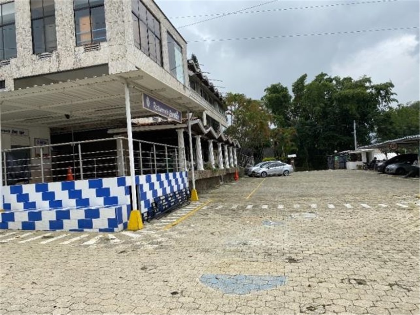 Edificio en venta en Loma El Atravesado, Envigado, 4556 m² · foto 7 de 22