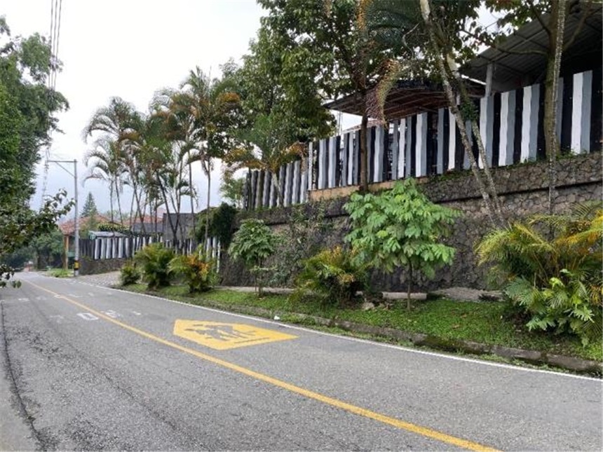 Edificio en venta en Loma El Atravesado, Envigado, 4556 m² · foto 20 de 22
