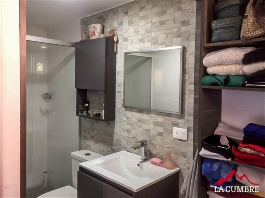 Casa de 3 alcobas en venta en Cumbres, Envigado, 165 m² · foto 9 de 9