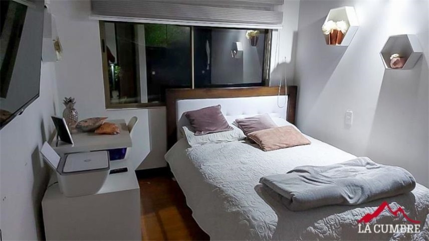 Casa de 3 alcobas en venta en Cumbres, Envigado, 188 m² · foto 11 de 11