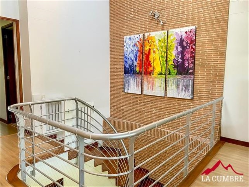 Casa de 4 alcobas en venta en San Lucas, Medellín, 246 m² · foto 12 de 19