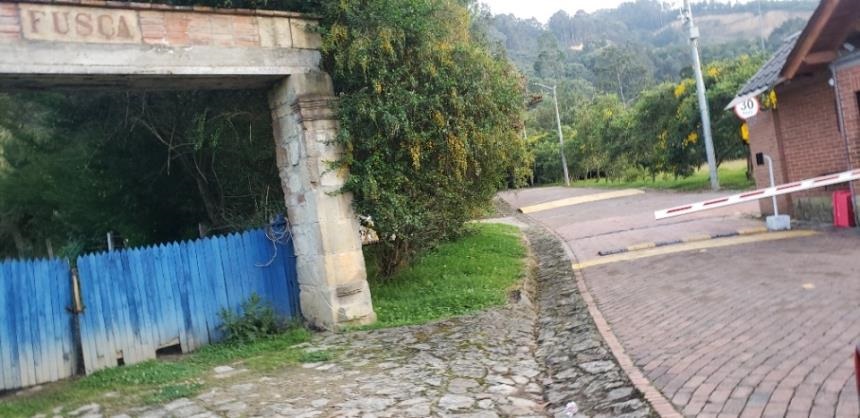 Casa de 5 alcobas en venta en Fusca, Bogotá · foto 18 de 24