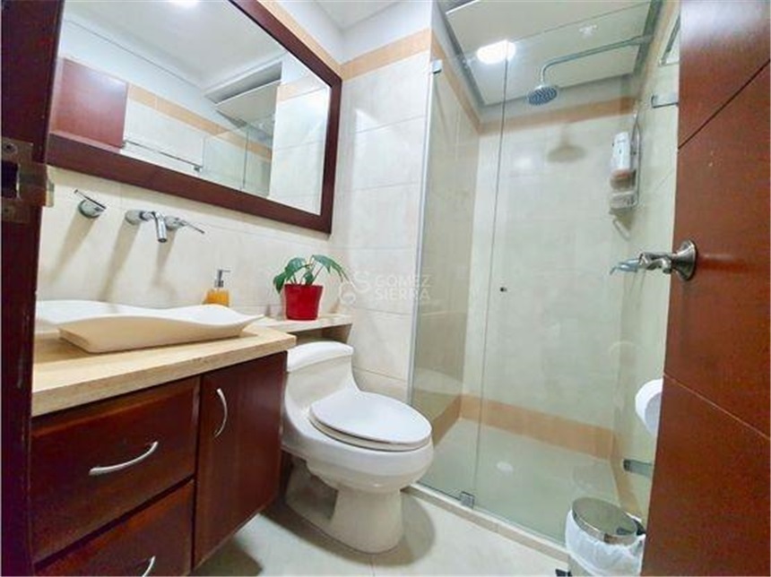 Casa de 5 alcobas en venta en Ub Cortijo De San Jose, Sabaneta, 354 m² · foto 20 de 23