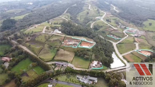 Lote en venta en Rionegro, 2075 m² · foto 3 de 6