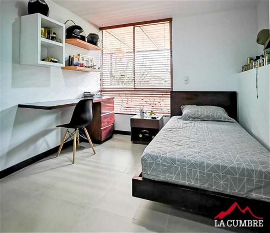 Apartamento en venta en Loma De Las Brujas, Envigado · foto 11 de 11