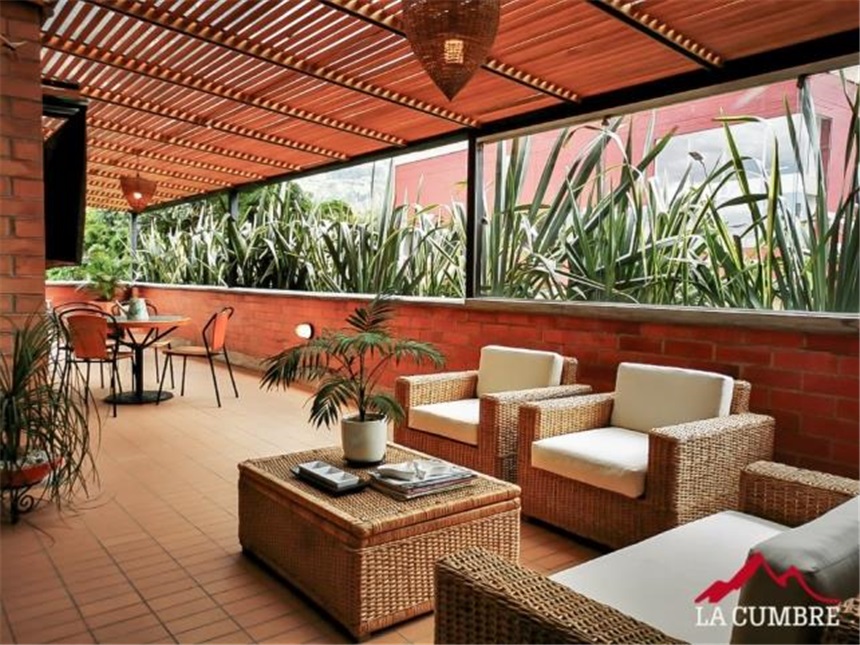Apartamento en venta en Loma De Las Brujas, Envigado · foto 3 de 11