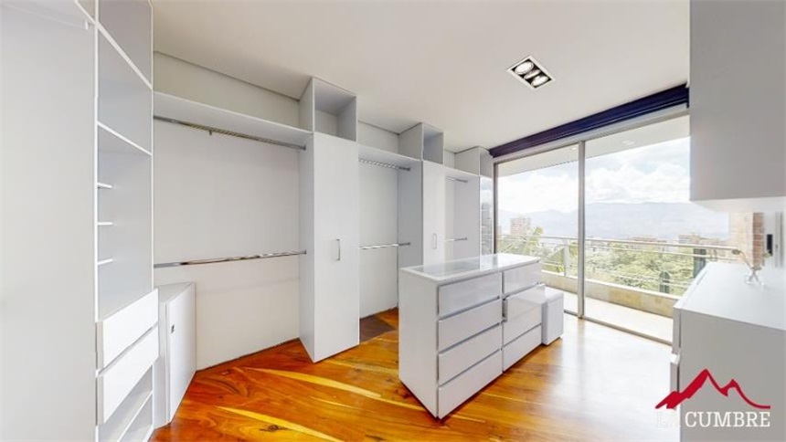 Apartamento de 4 alcobas en venta en El Poblado, Medellín, 400 m² · foto 14 de 24