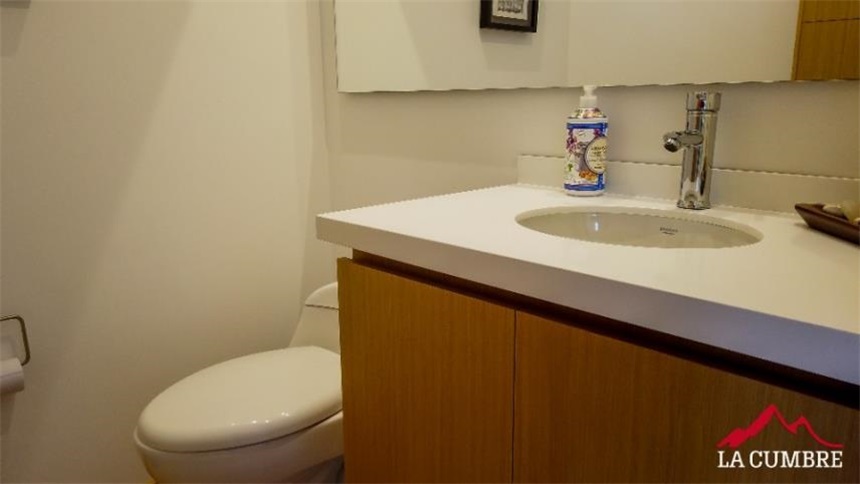 Apartamento de 3 alcobas en venta en El Diamante No. 2, Medellín, 196 m² · foto 22 de 22