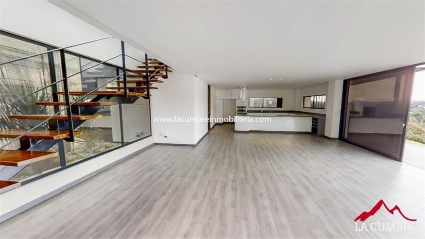 Casa de 3 alcobas en venta en Santa Catalina, Envigado, 360 m² · foto 9 de 18