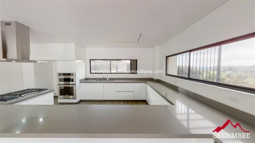 Casa de 3 alcobas en venta en Santa Catalina, Envigado, 360 m² · foto 7 de 18