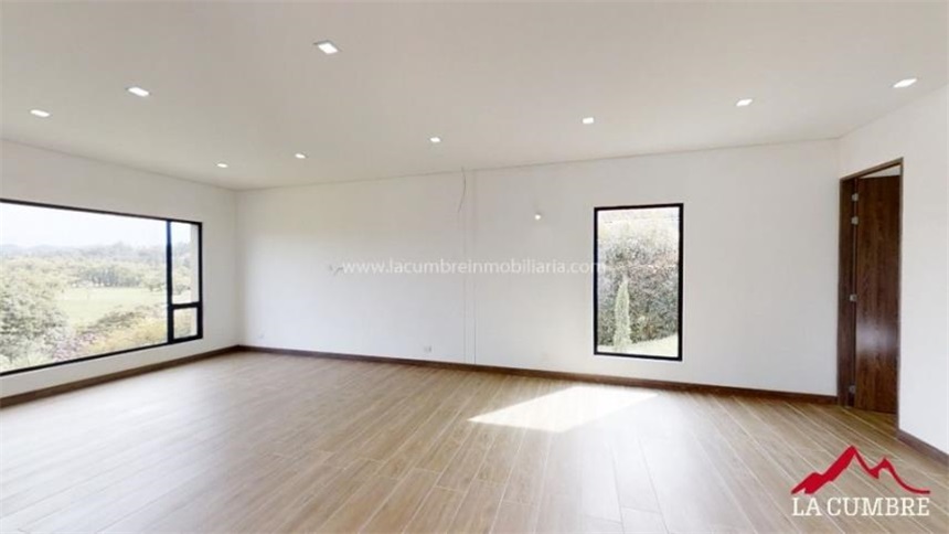 Casa de 3 alcobas en venta en Llano Grande, Rionegro, 420 m² · foto 16 de 18