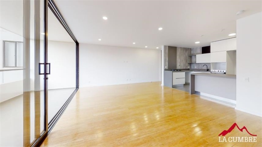 Apartamento de 3 alcobas en venta en Loma De Las Brujas, Envigado, 154 m² · foto 3 de 20